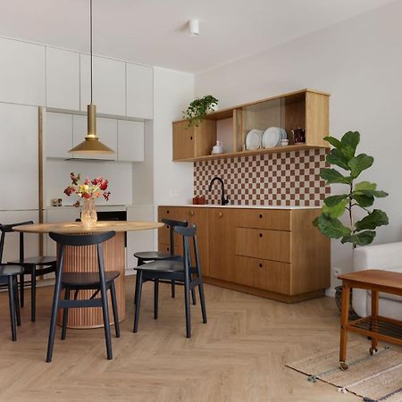 Solidarnosc Three Bedrooms & Garden Apartment Gdansk Dış mekan fotoğraf